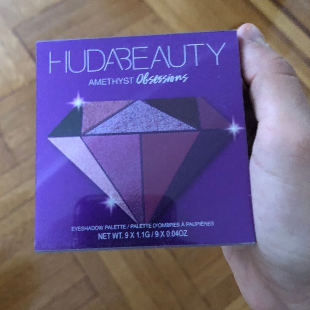 NEW! Huda Beauty Amethyst Obsessions Palette